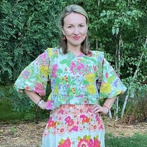 LOVE THE LABEL Mitzie Floral Puff Sleeve Blouse, M